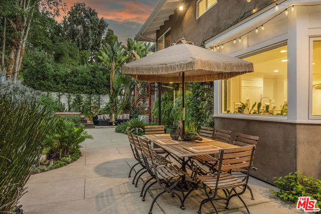 13481 Bayliss Road, Los Angeles CA: https://media.crmls.org/mediaz/25b14b02-1644-414b-8c79-a077e8fbe509.jpg