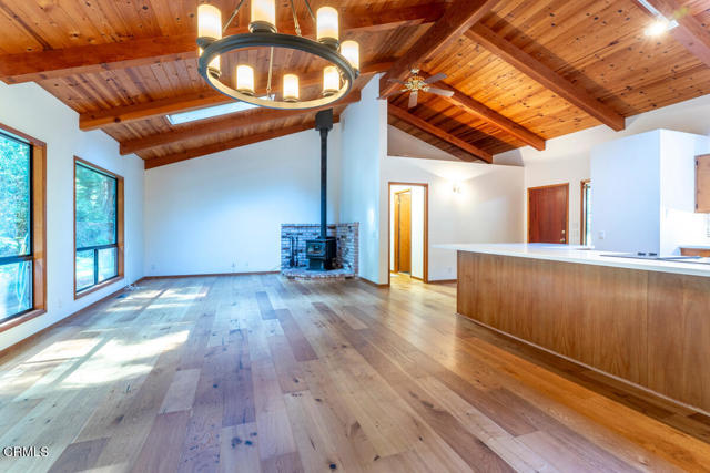 Detail Gallery Image 5 of 44 For 12141 Pinewood Rd, Mendocino,  CA 95460 - 3 Beds | 2 Baths