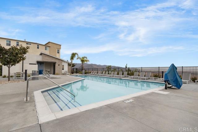 Detail Gallery Image 51 of 55 For 1840 Mint #6,  Chula Vista,  CA 91915 - 4 Beds | 3 Baths