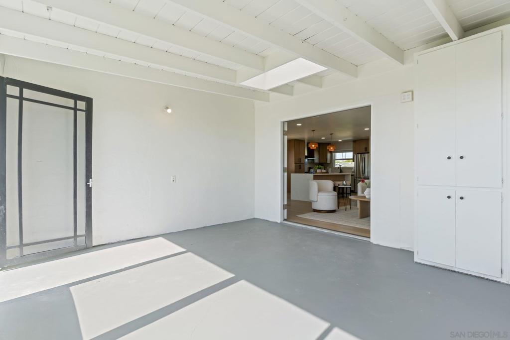 MLS #250043597SD image #26