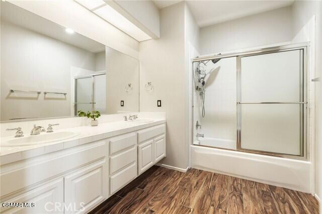 4109 Laurelview Drive, Moorpark CA: https://media.crmls.org/mediaz/25b2d73a-c9de-4072-a251-b6693b993bee.jpg