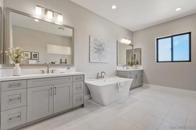 1648 Calle Catalina, Escondido CA: https://media.crmls.org/mediaz/25b384d8-0848-4fd1-8606-c1e37ed5c351.jpg