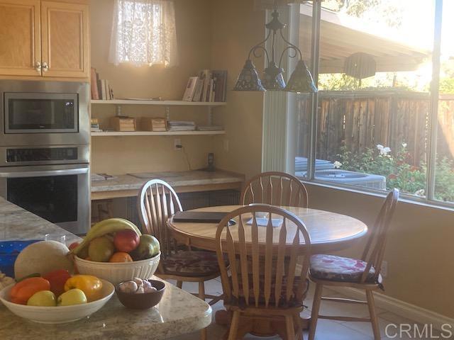 30919 Brassie Lane, Temecula CA: https://media.crmls.org/mediaz/25b40e9a-51ce-48ea-a778-6b4e92db889e.jpg