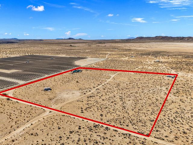 0 Sun Mesa Road, Joshua Tree CA: https://media.crmls.org/mediaz/25b413ae-efee-42d8-80fc-c38baed2279b.jpg
