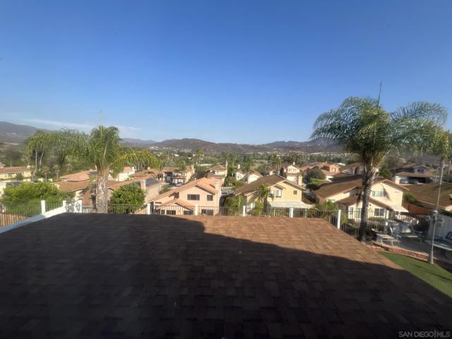 2377 Congressional Drive, El Cajon CA: https://media.crmls.org/mediaz/25b4370a-3fa7-4fed-891e-d1f90f4a7479.jpg