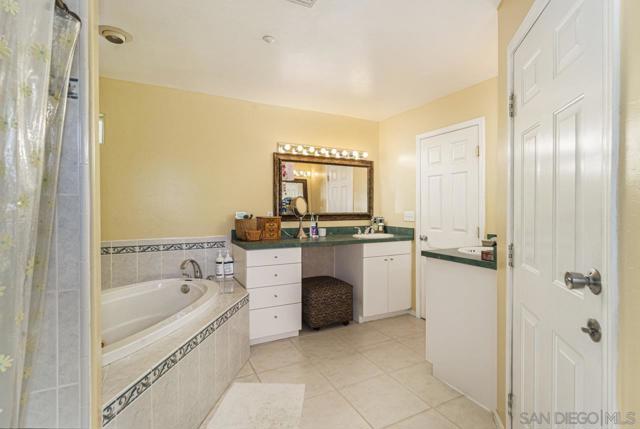 26152 Bellemore Dr, Romona CA: https://media.crmls.org/mediaz/25b4e00d-dc5f-4c89-9ae9-ff571ee50025.jpg