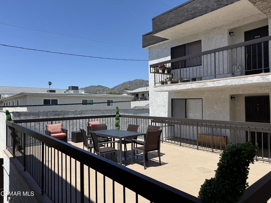 635 E Elmwood Avenue 103Burbank img 4