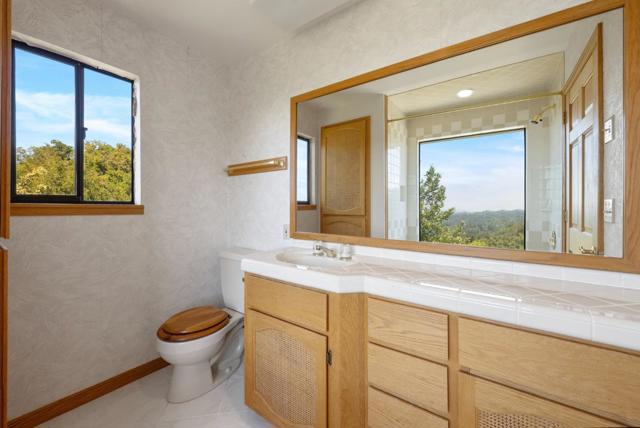 21006 Bear Creek Road, Los Gatos CA: https://media.crmls.org/mediaz/25b541d4-8c2e-4b83-93b1-37c93201d7b1.jpg