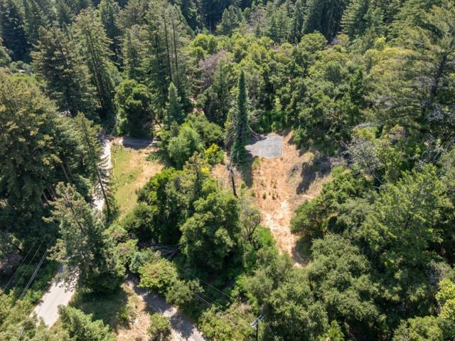 201 Hill House Road, Boulder Creek CA: https://media.crmls.org/mediaz/25b5c538-0570-4773-b15c-3ca6d08df893.jpg