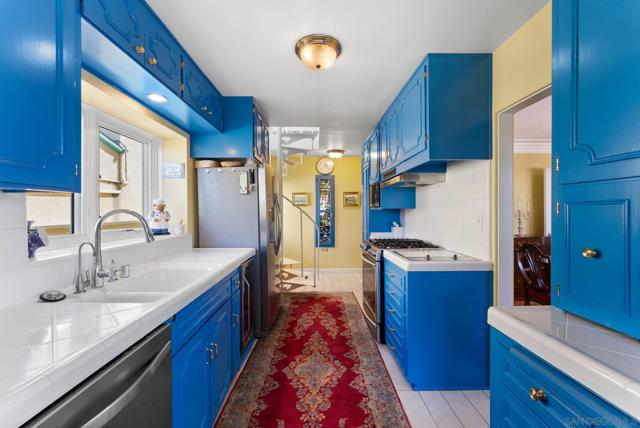 Image 16 of 43 For 4314 Middlesex Drive