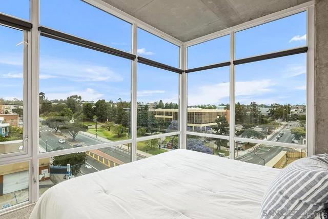 Image 7 of 24 For 1080 Park Boulevard 607