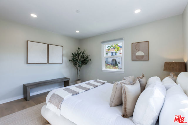 Drew Fenton | 509 Wynola Street Pacific Palisades CA | MLS: 7365865 Drew Fenton | 509 Wynola Street Pacific Palisades CA | MLS: 7365865