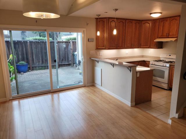 1309 Rosita Road, Pacifica CA: https://media.crmls.org/mediaz/25b79283-2a7c-4d0f-876a-ee99d78a247f.jpg