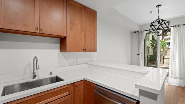 2445 Brant Street, San Diego CA: https://media.crmls.org/mediaz/25b7a9c3-f937-4147-9fd4-a2312b0b3451.jpg
