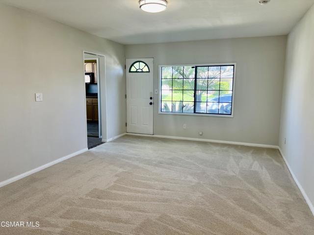 2007 Rhoda Street, Simi Valley CA: https://media.crmls.org/mediaz/25b7b0ec-0a5c-4217-8567-0d6269b86314.jpg