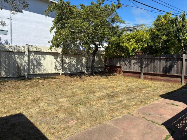 400 Zamora Drive, South San Francisco CA: https://media.crmls.org/mediaz/25b8e8c7-258a-490e-bb19-efb60de981bb.jpg