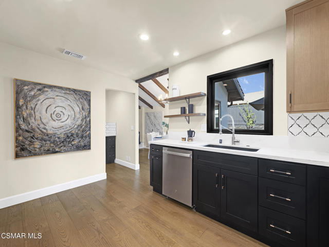 3032 E Black Hills Court, Westlake Village CA: https://media.crmls.org/mediaz/25b92f94-a682-4055-b25a-342aeced4476.jpg