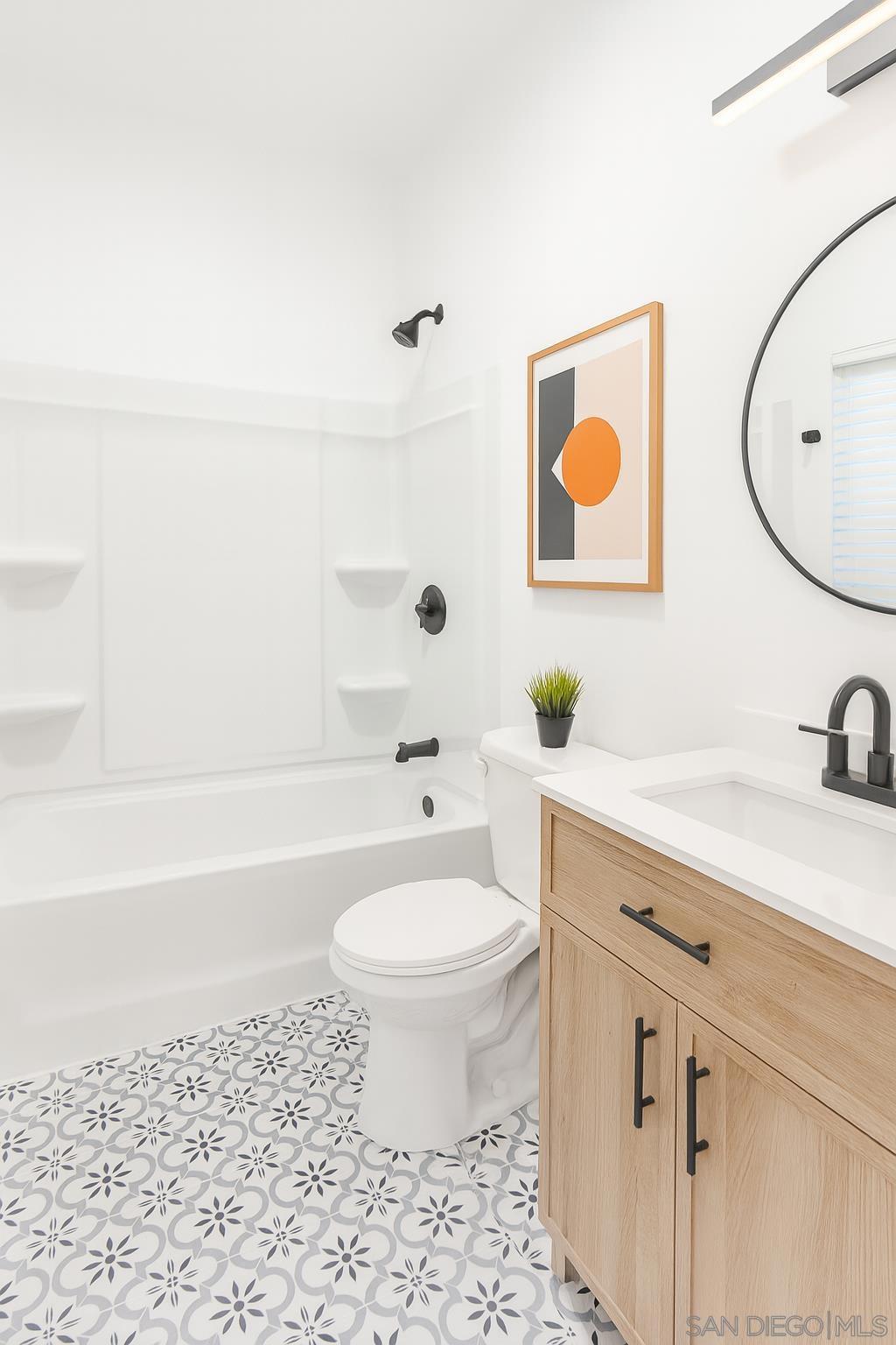 MLS #250030466SD img 24