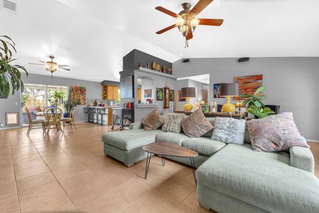 66750 12th Street, Desert Hot Springs CA: https://media.crmls.org/mediaz/25b9fdcc-bd77-47b8-be2a-485d473e5976.jpg