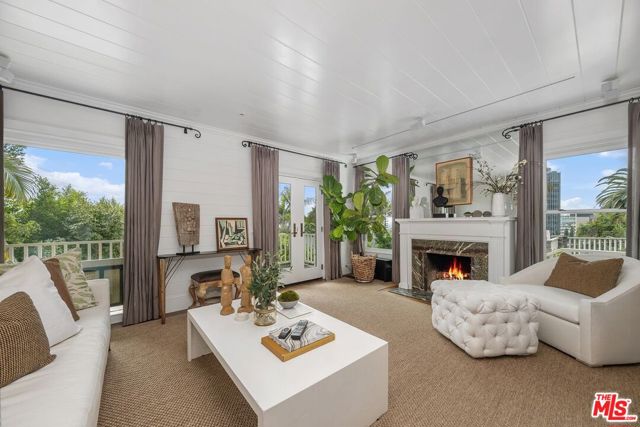 1231 Hilldale Avenue, Los Angeles CA: https://media.crmls.org/mediaz/25bbbc74-e6f7-436d-b122-c192f378fb62.jpg