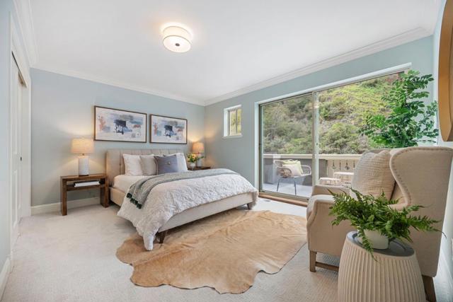 107 Knockash, San Francisco CA: https://media.crmls.org/mediaz/25bbf38a-c827-4850-8370-203b0e4709b5.jpg