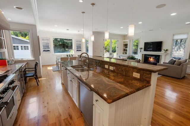 1509 Los Montes Drive, Burlingame CA: https://media.crmls.org/mediaz/25bc32de-e006-4e8b-8a6e-d6c411c24f75.jpg