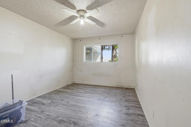 Detail Gallery Image 4 of 25 For 574 Ebbtide Cir, Port Hueneme,  CA 93041 - 3 Beds | 2 Baths