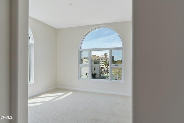 Detail Gallery Image 16 of 18 For 533 E Union St #201,  Pasadena,  CA 91101 - 3 Beds | 3/1 Baths