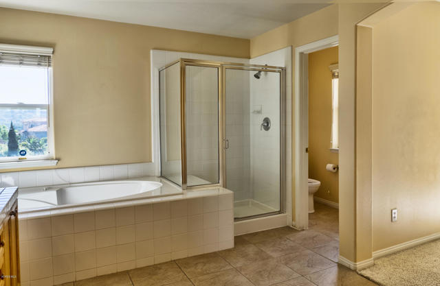 1026 Corte Augusta, Camarillo CA: https://media.crmls.org/mediaz/25bcd550-139a-4281-8782-02fb439978a4.jpg