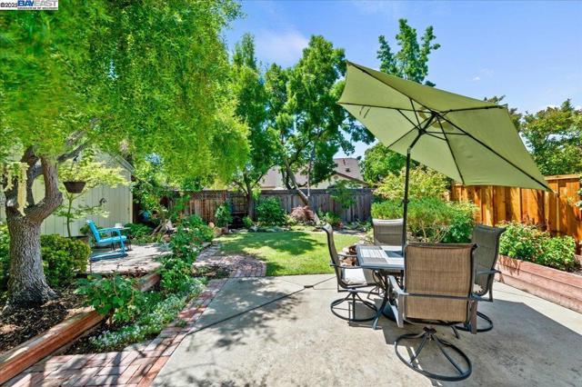 2587 Chablis Way, Livermore CA: https://media.crmls.org/mediaz/25be09fb-12a4-4036-b0b0-19dd4709102b.jpg