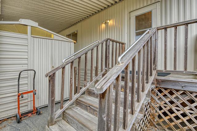2395 Delaware Avenue, Santa Cruz CA: https://media.crmls.org/mediaz/25be6ac8-44cf-497c-9516-0779e255642c.jpg