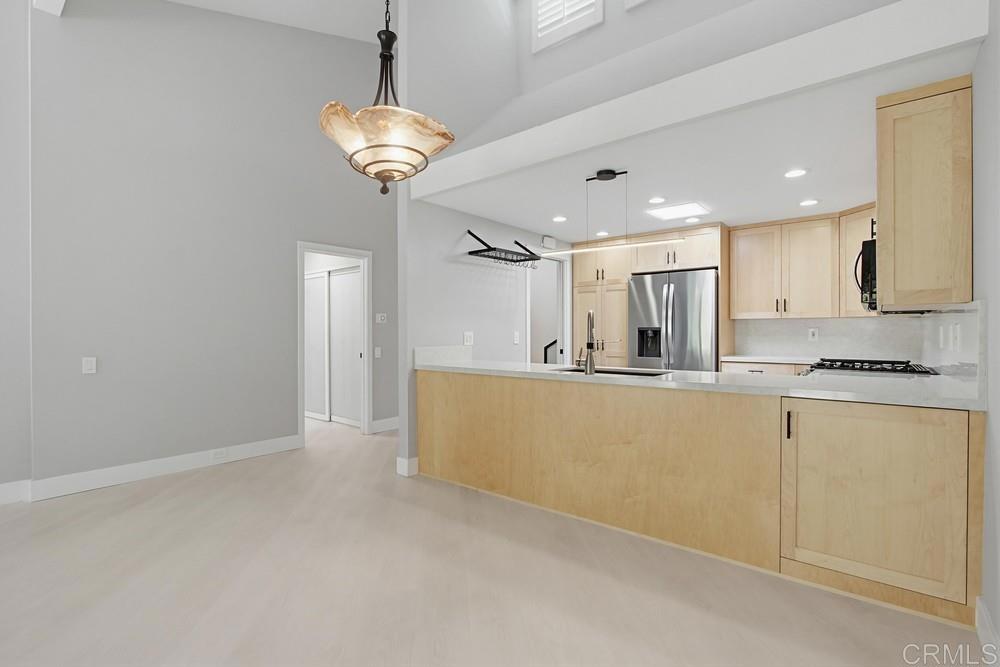 2201 Plaza De Las - photo 9