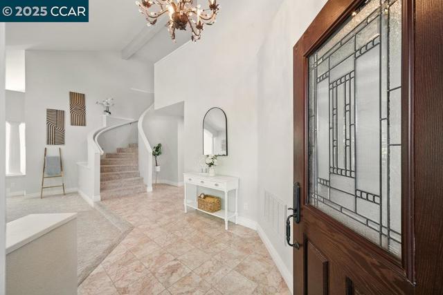 29 Blue Haven Ct, Danville CA: https://media.crmls.org/mediaz/25bf018f-4408-4239-9e8b-335b456089b4.jpg