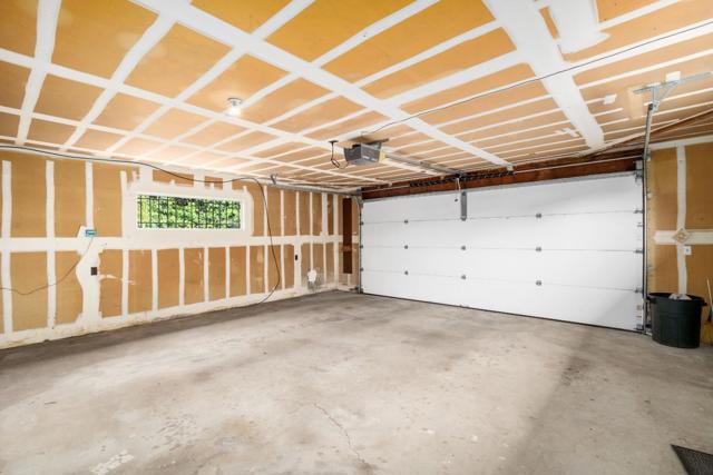 232 Peninsula Drive, Marina CA: https://media.crmls.org/mediaz/25bf494e-d580-4384-bad0-fa4d337f894f.jpg