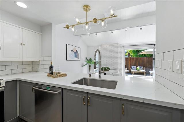 2211 Rock Street, Mountain View CA: https://media.crmls.org/mediaz/25c019df-8465-40f3-adb0-ffd0d7a40400.jpg