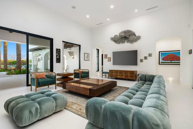 80980 Vista Galope, La Quinta CA: https://media.crmls.org/mediaz/25c02450-5ff4-499a-a8b4-63176908e80b.jpg