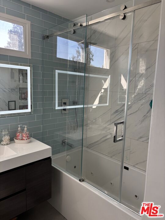 22491 Domingo Road, Woodland Hills CA: https://media.crmls.org/mediaz/25c07c7b-f94a-4de3-9038-e2d30532e7ee.jpg