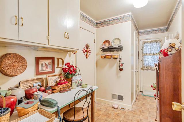 2905 Cambridge Drive, San Jose CA: https://media.crmls.org/mediaz/25c12253-d985-43b2-ad3c-5ff7250a9a4b.jpg