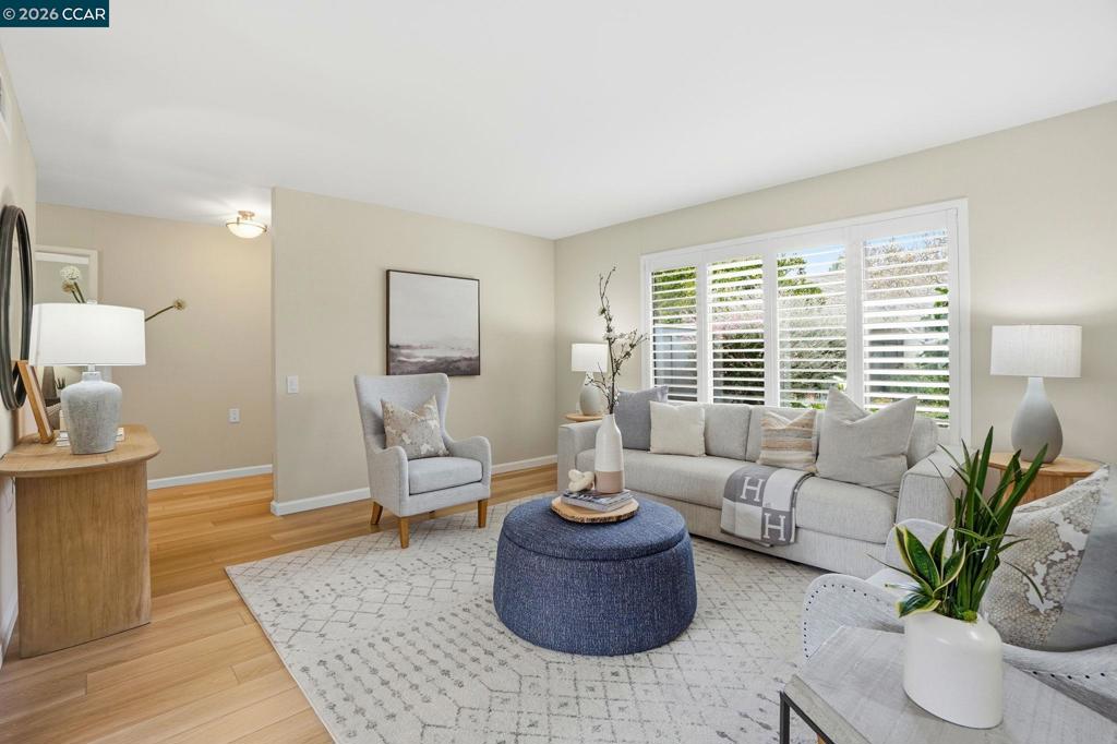 2425 Pine Knoll Dr #1