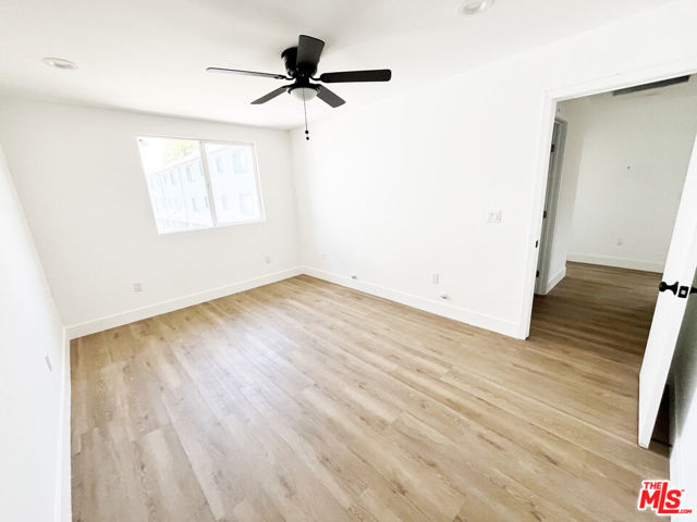 4180 Marlton Avenue, Los Angeles CA: https://media.crmls.org/mediaz/25c1b029-867c-4cff-86ea-c350afc356df.jpg