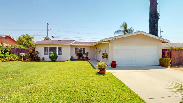 9575 Bolton Avenue, Montclair CA: https://media.crmls.org/mediaz/25c341c7-444f-43ea-8b17-ce2aaf44bb44.jpg