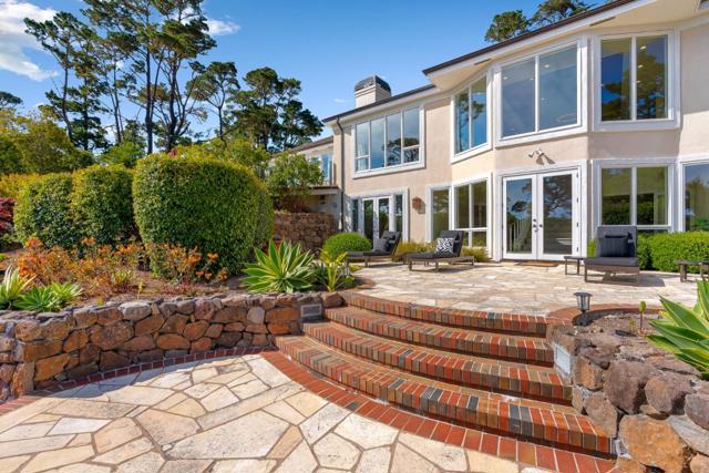 4038 Sunridge Road, Pebble Beach CA: https://media.crmls.org/mediaz/25c3c5dd-4d7c-4786-9e89-4b050720b9c4.jpg