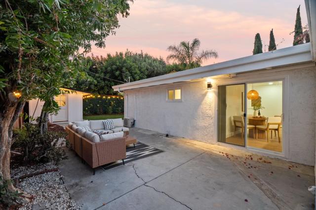 850 Las Palmas Drive, Santa Clara CA: https://media.crmls.org/mediaz/25c44d21-5f6c-4877-a4be-88bc013ad7fe.jpg