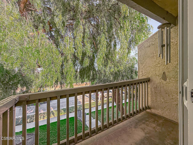 1683 Addax Circle, Ventura CA: https://media.crmls.org/mediaz/25c4bc52-99bc-4eea-85c1-57fa02ad0ce2.jpg