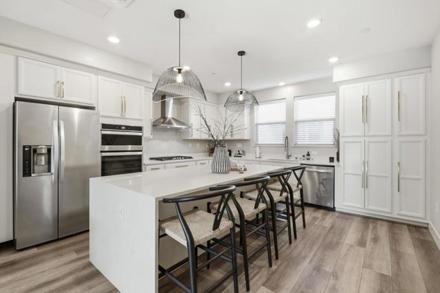 5740 Vibrant Loop, San Jose CA: https://media.crmls.org/mediaz/25c586c7-ce2f-46b7-a73b-e6d4566c77a0.jpg