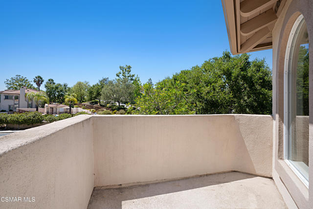 1012 Pan Court, Newbury Park CA: https://media.crmls.org/mediaz/25c6ec3b-ed4b-44c5-a15e-a463b19a39a0.jpg