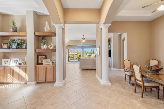 50605 Verano Drive, La Quinta CA: https://media.crmls.org/mediaz/25c7c0d3-8d55-40e1-9320-da955317634d.jpg