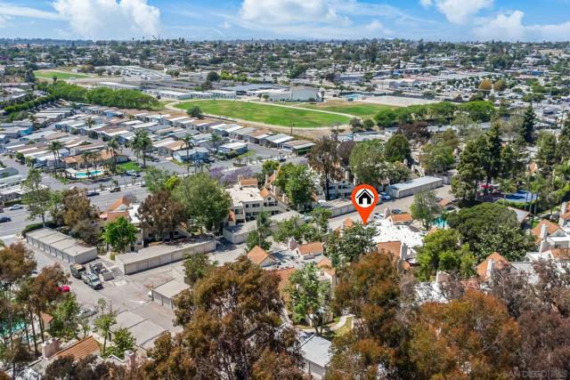 345 N Melrose Dr, Vista CA: https://media.crmls.org/mediaz/25c8d164-ebc3-4850-ac29-d3aea37cbbd3.jpg