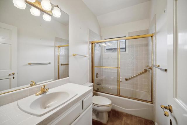 2830 14th Avenue, Carmel CA: https://media.crmls.org/mediaz/25c94380-bc64-4f73-a56c-6699360d7fb9.jpg