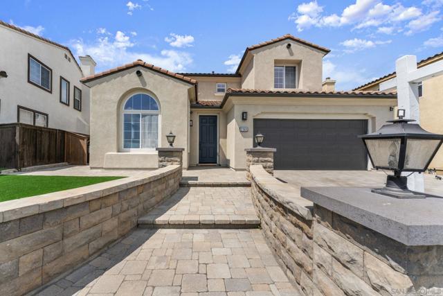 2169 Corte San Simeon, Chula Vista CA: https://media.crmls.org/mediaz/25ca3b57-9c3e-48f0-b918-9a0de35b4d81.jpg